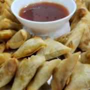 Nana Vegetable Samosas